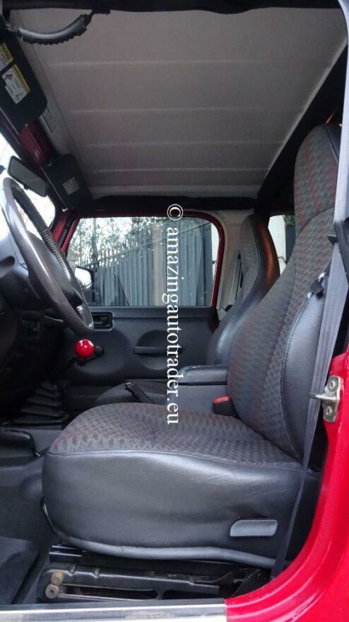 JEEP WRANGLER 4.0 TJ SPORT 3 PORTES – Image 11